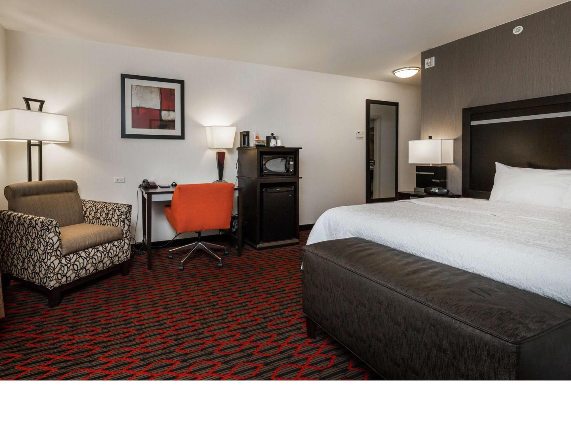 Hampton Inn & Suites By Hilton Lethbridge Esterno foto