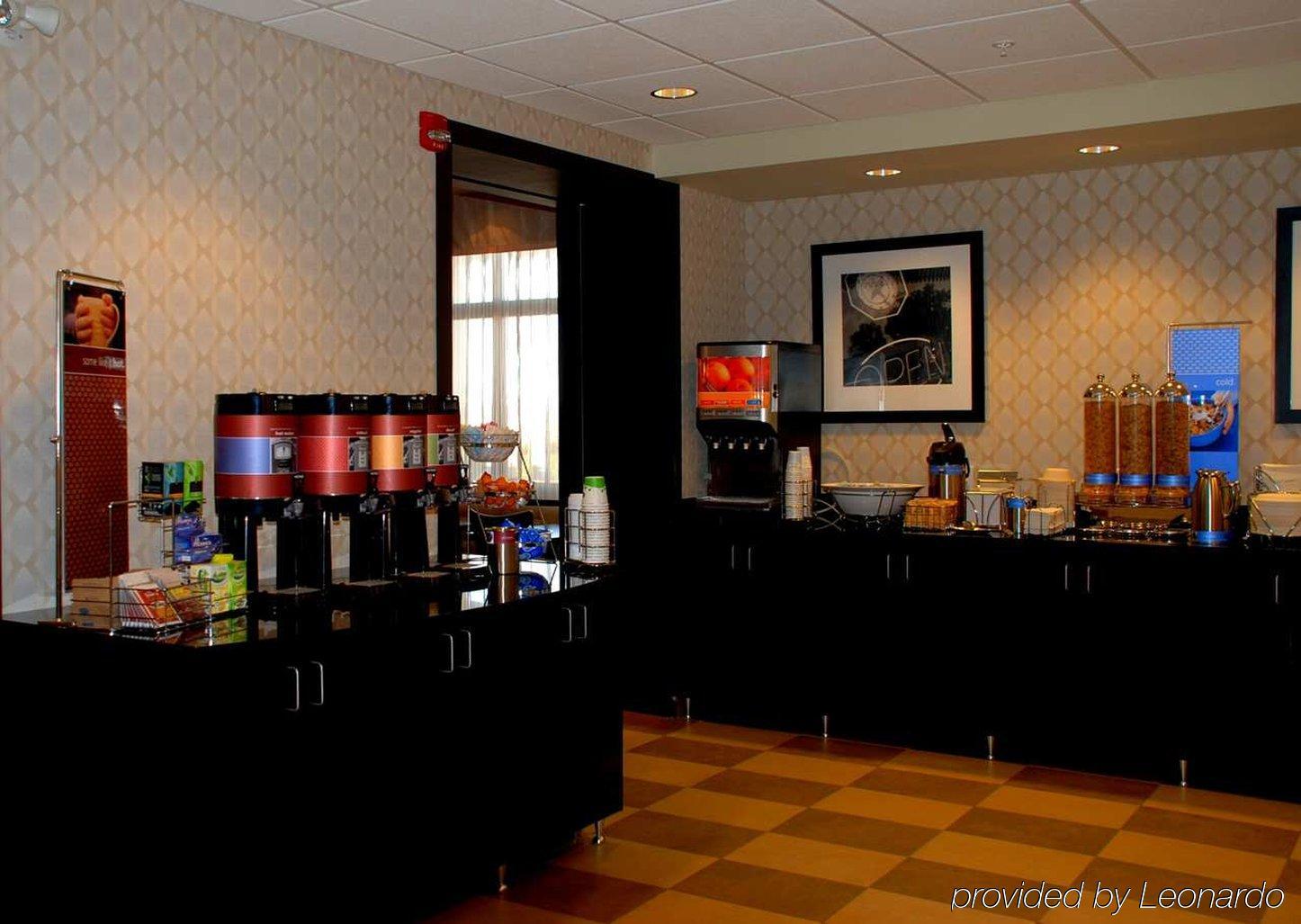 Hampton Inn & Suites By Hilton Lethbridge Ristorante foto