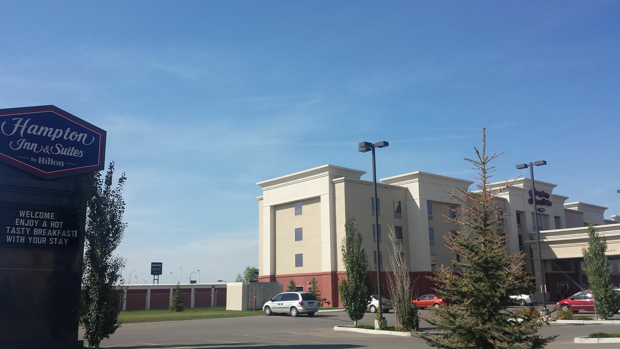 Hampton Inn & Suites By Hilton Lethbridge Esterno foto
